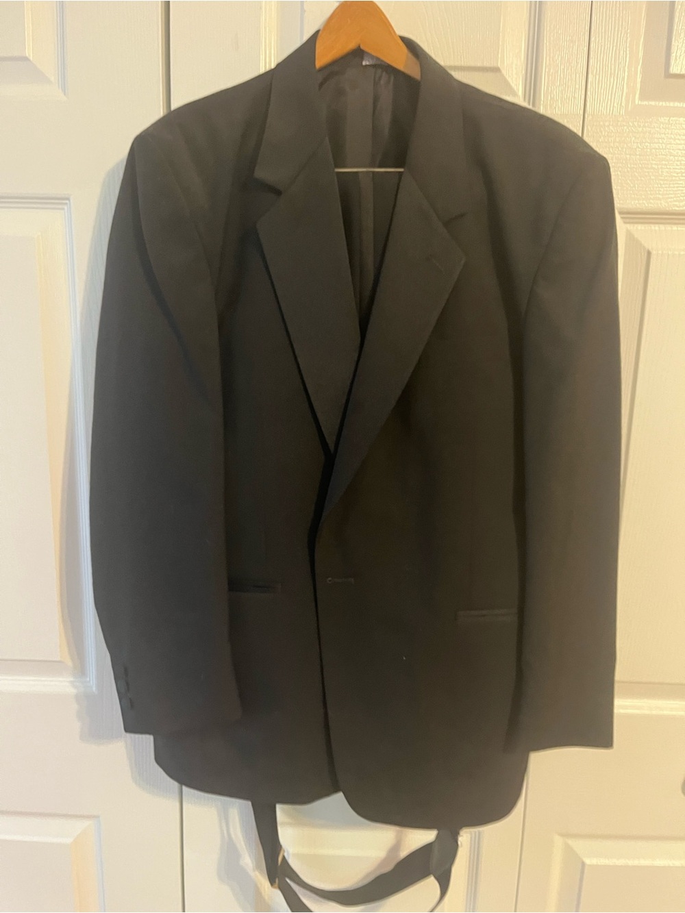 Men's Black Formal Blazer - Sleek Tailored Jacket